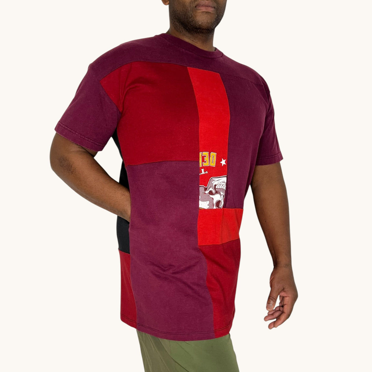 Oversized T-shirt in Red & Red with Pockets 2