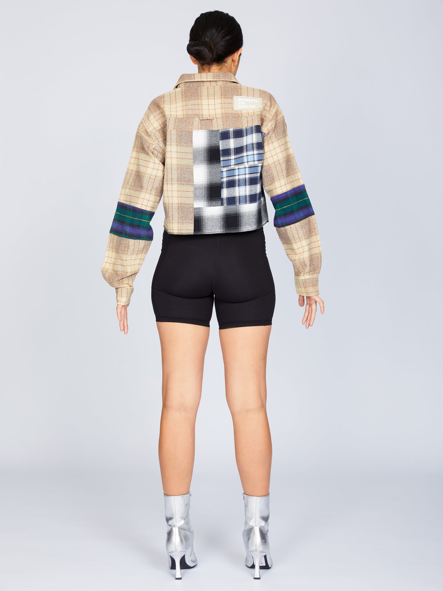 Crop Flannel in Tan & Zibra (L)