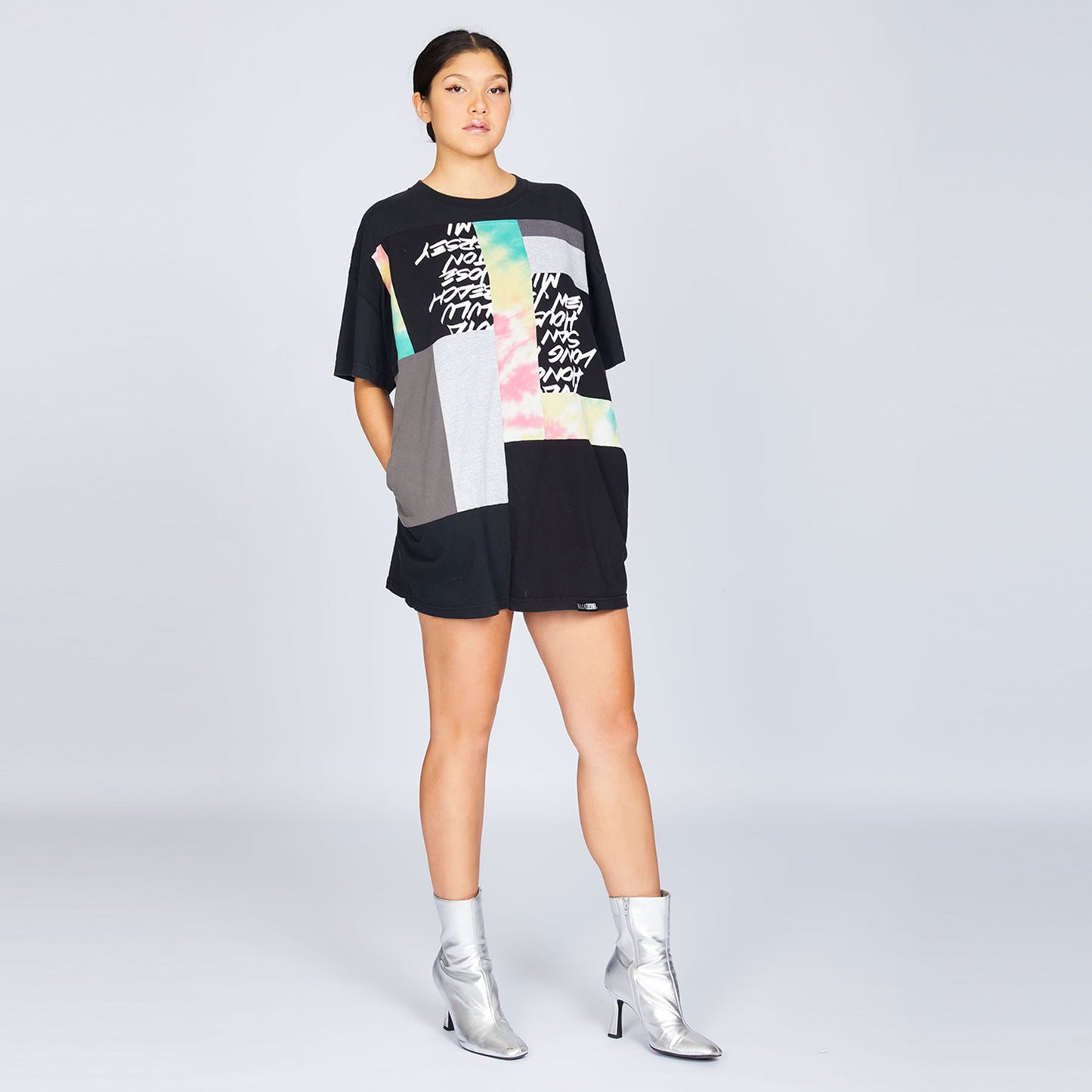 Upcycled Oversize T-shirt with Pockets in Dark Sunrise