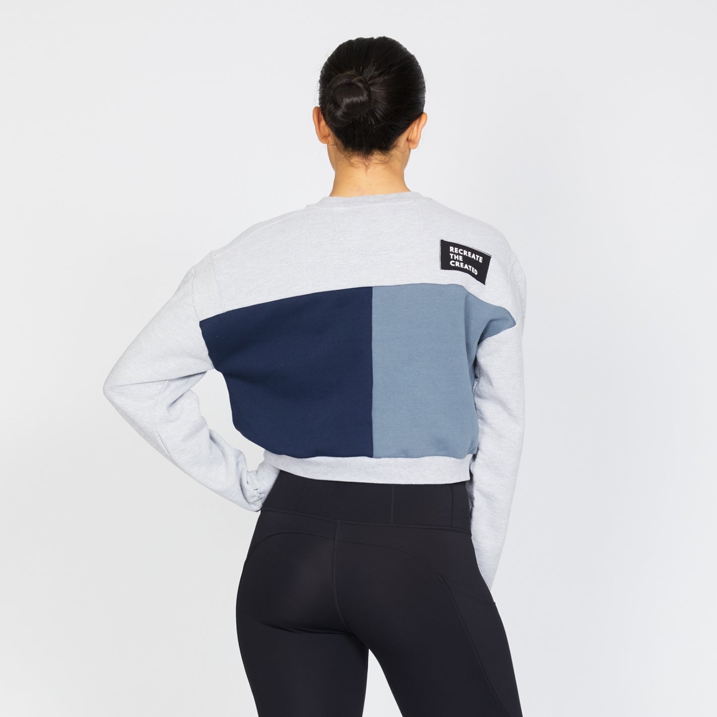 Crop Sweatshirt - Silver/Black - L