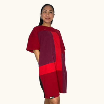 Oversized T-shirt in Red & Red with Pockets 3